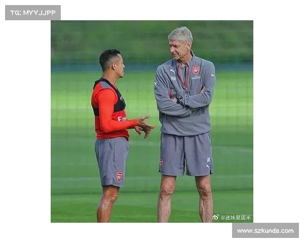 全面解析桑切斯的足球生涯历程与辉煌成就